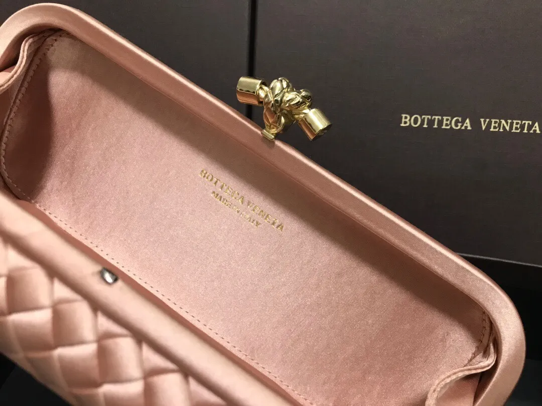 Style No. 8651, upgraded version of full silk evening bag inside and outside~~~INTRECCIATO woven IMPERO STRETCH KNOT clutch bag, hand-woven silk, smooth satin piping, Intrecciato engraved metal buckle, silk satin lining. Large size: 25cm*10cm*5cm